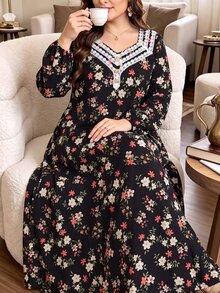Lacomfia Casual Minimalist Floral Sweetheart Neckline Lace Trim Metal Button Decor Long Sleeve Loose Regular Fit Plus Size Dress For Spring And Autumn - Multicolor - View 1