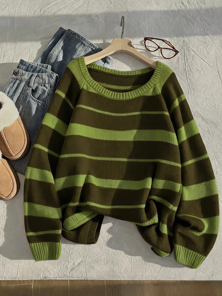 Comfortcana Áo len chui đầu dáng rộng phong cách vintage thập niên 80 phối màu mùa thu, màu xanh ô liu, vai bất đối xứng, casual, size lớn, phù hợp lễ tốt nghiệp, mặc nhà và dự tiệc - màu xanh lá - Xem 1