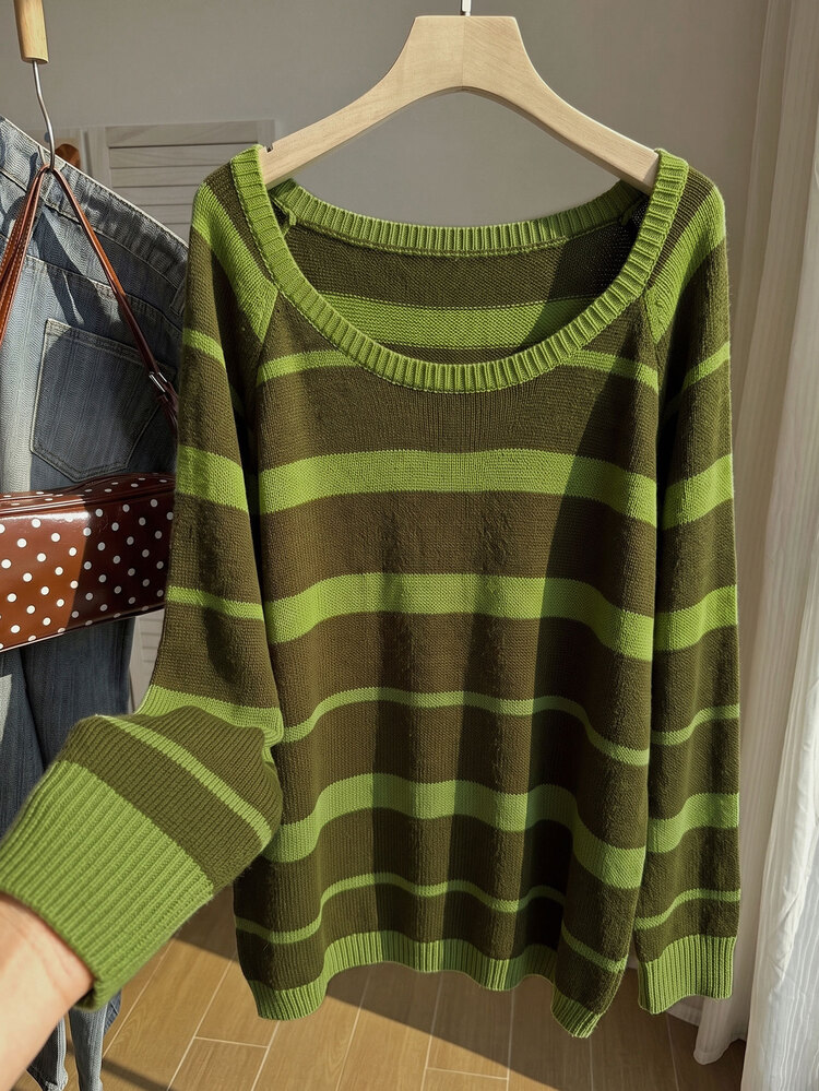 Comfortcana Sweater Pullover Longgar Kasual Gaya Vintage Colorblock Musim Gugur Ukuran Plus Warna Hijau Zaitun Era 80-an dengan Bahu Asimetris, Cocok untuk Wisuda, Pakaian Rumah, dan Pesta - Hijau - View 14
