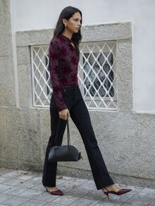 Nöista Womenswear Fitted Long Sleeve Top With Jacquard Fabric In Burgundy Color, Perfect For Fall Winter Night Outs, Special Occasions Ang Going Out. - Burgundy - View 7