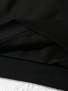 SHEIN MOOSTA 大尺碼女款字母「NEW YORK U.S.A」城市名稱圖案印花保暖抽繩連帽衛衣 - 黑色 - 查看 4