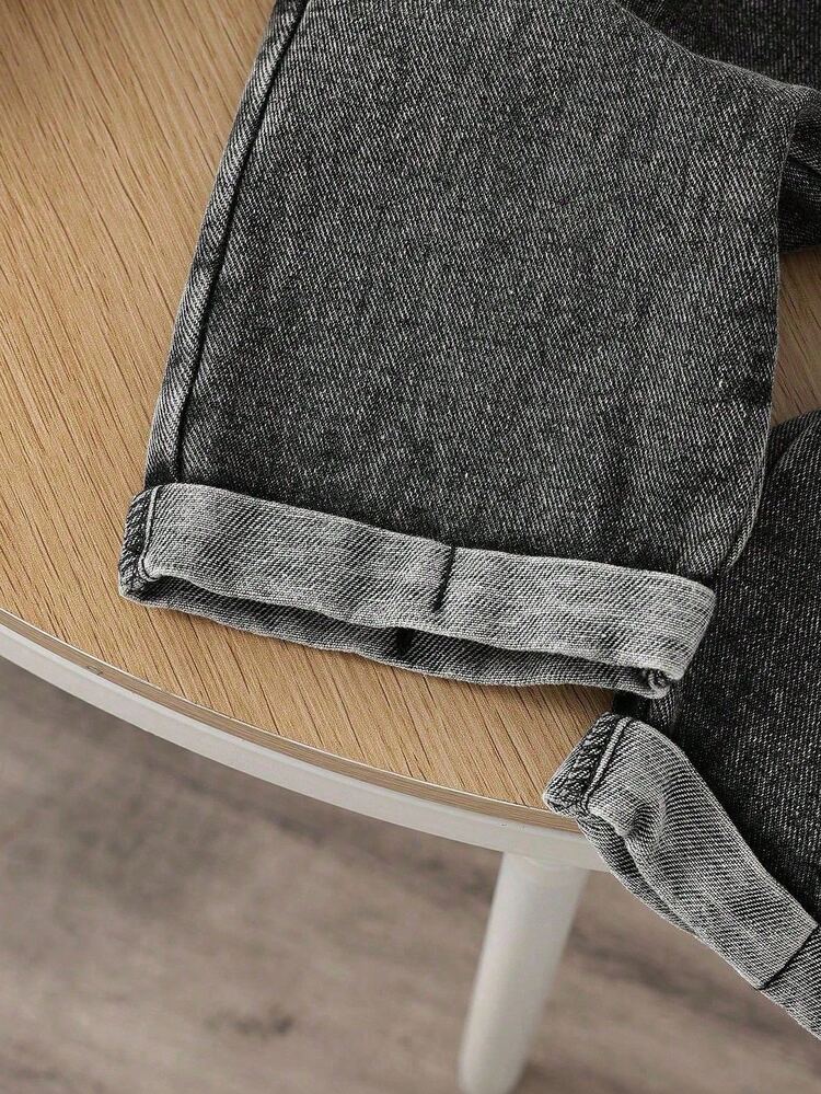 SHEIN Baby Boy Fashion Solid Color Round Neck Top And Casual Bib Pants 2-Piece Set Overall Vintage Overalls Boys Jeans Denim Outfit Autumn Fall - Black - View 4