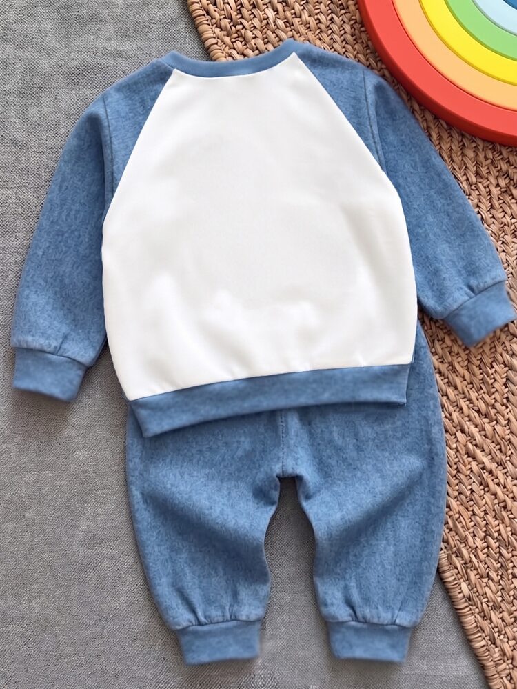 Conjunto de 2 piezas para bebé niño con sudadera de cuello redondo con manga raglán e ilustración de cachorro con efecto denim y pantalones largos con efecto denim, adecuado para deportes, actividades al aire libre y uso casual en otoño/invierno - Multicolor - Añade 3