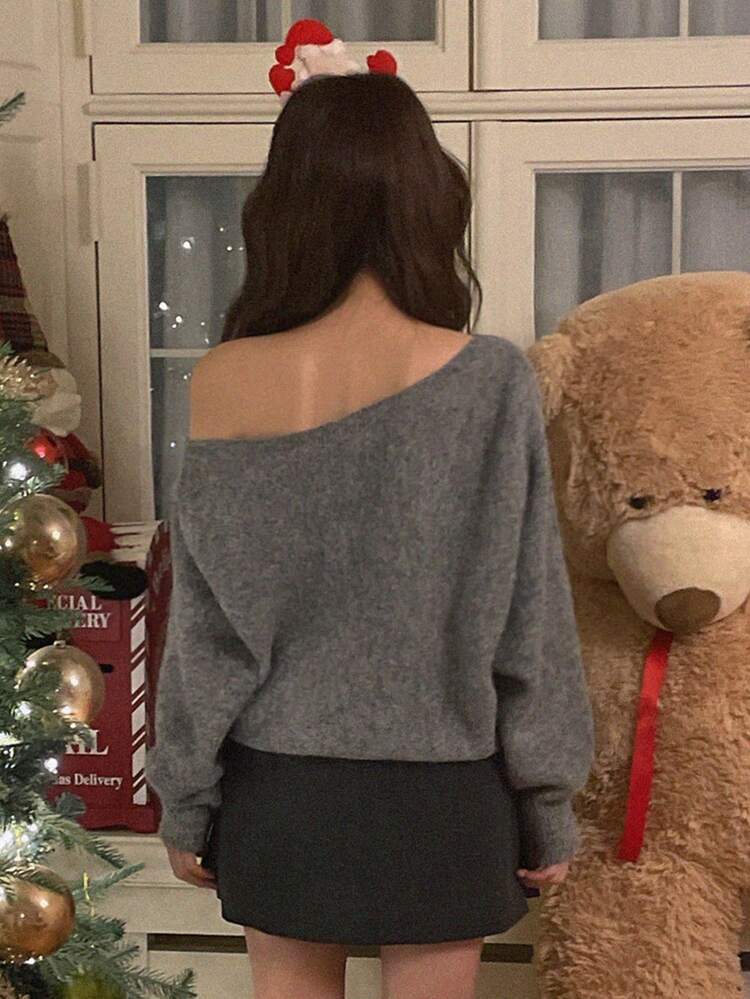 DAZY Women's Solid Color Loose Asymmetrical Shoulder Long Sleeve Casual Vacation Korean Style Autumn/Winter Knit Sweater - Grey - View 3