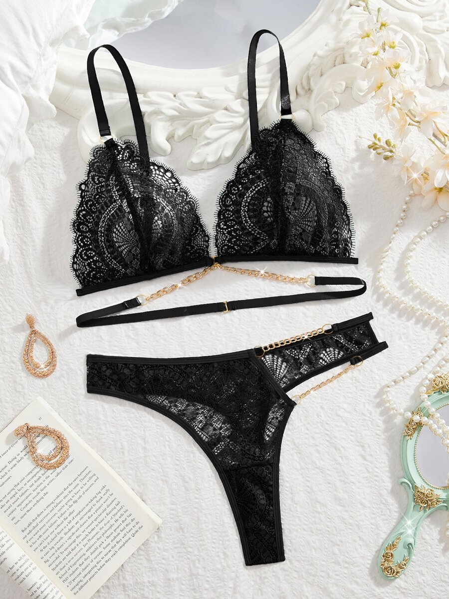 MidnightGlam 2pcs Lace Women's Lingerie Set (Wireless Bra + Thong) - Black - View 1