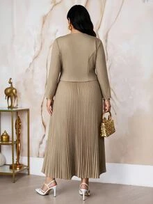 Modelyn Plus Size Elegant Commute Solid Color Shirt & Pleated Skirt 2 Pieces Set - Khaki - View 2