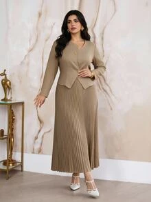 Modelyn Plus Size Elegant Commute Solid Color Shirt & Pleated Skirt 2 Pieces Set - Khaki - View 10
