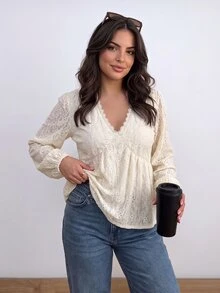 CosyJoli 大码女式提花T恤杏色蕾丝边衬衫可爱上衣迷人大码秋季上衣 - 米色 - 查看 4