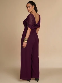 SHEIN BAE CURVE جمبسوت نسائي مقاس كبير بلون موحد وياقة مربعة وساق واسعة فضفاضة أنيقة - عنابي اللون - مشاهدة 2