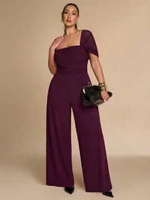 SHEIN BAE CURVE جمبسوت نسائي مقاس كبير بلون موحد وياقة مربعة وساق واسعة فضفاضة أنيقة - عنابي اللون - مشاهدة 7