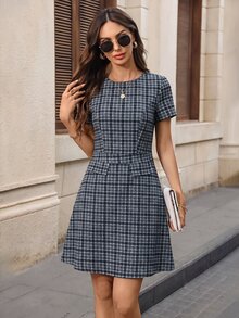 EMERY ROSE 女款格紋圓領短袖鈕扣設計優雅學院風短洋裝，適合辦公室與早午餐，海軍藍配色白色 - 深灰色 - 查看 8