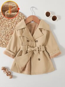 SHEIN 1件幼童女款風衣 優雅公主風 卡其色蝴蝶結腰帶 毛絨內裡 長袖翻領 加厚 生日 冬季 萬聖節 秋季 經典款 - 卡其色 - 查看 4