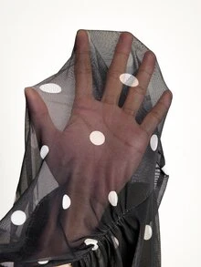 MaterniWear Kaos Hamil Lengan Panjang Kasual Motif Polkadot untuk Sehari-hari - Hitam dan Putih - View 9