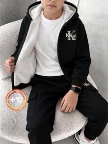 SHEIN 兒童青少年男孩休閒運動簡約百搭 King 字母圖案連帽保暖內裡加厚外套與長褲 2 件套，適合通勤、上學、日常休閒、運動、街頭穿搭，秋冬適用 - 黑色 - 查看 1