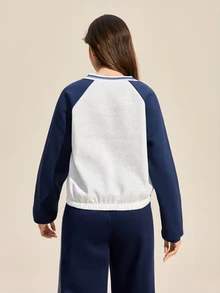 Exploreva Exploreva Women Multicolor Colorblock V Neck Regular Length Knitted Fabric Sports Sweatshirt With Extra Long Sleeve - Multicolor - View 3
