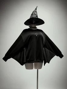 SHEIN ICON Plus Size Retro Sexy Millennial Style Y2K Dark Gothic Halloween Outfit: Simple Casual Batwing Sleeve Black Crew Neck Sweatshirt Fall - Black - View 4