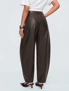 Avantive Celana Kasual Wanita Model Tapered dari Kulit PU Warna Polos dengan Saku - Rust Brown - View 2