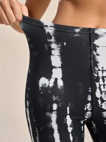 Exploreva Exploreva Women's New Elastic Printed Black Slimming Drawstring Waist Outdoor Shorts - Black - View 8