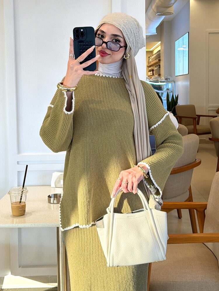 Solavon 女款多功能時尚綠色長袖套頭上衣與裙子套裝，圓領處飾有對比色千鳥格邊緣細節 - 彩色 - 查看 1
