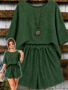 EMERY ROSE Plus Size Women 2-Piece Set Linen Asymmetrical Hem Round Neck 3/4 Sleeve Top And Loose Short Wide Leg Pants, Suitable For Casual Daily Wear - Green - View 1