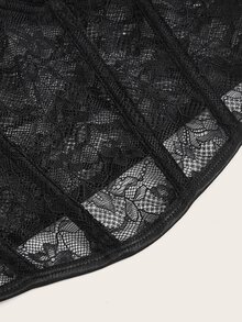 SHEIN CURVE+ Large Lace Black Tight Vest, Interior, Halloween, Party Season, Christmas - Black - View 7