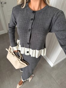 SHEIN طقم أنيق من كارديجان وتنورة ميدي بتفاصيل لامعة وحافة متباينة من قماش محبوك مضلع - رمادي - مشاهدة 4
