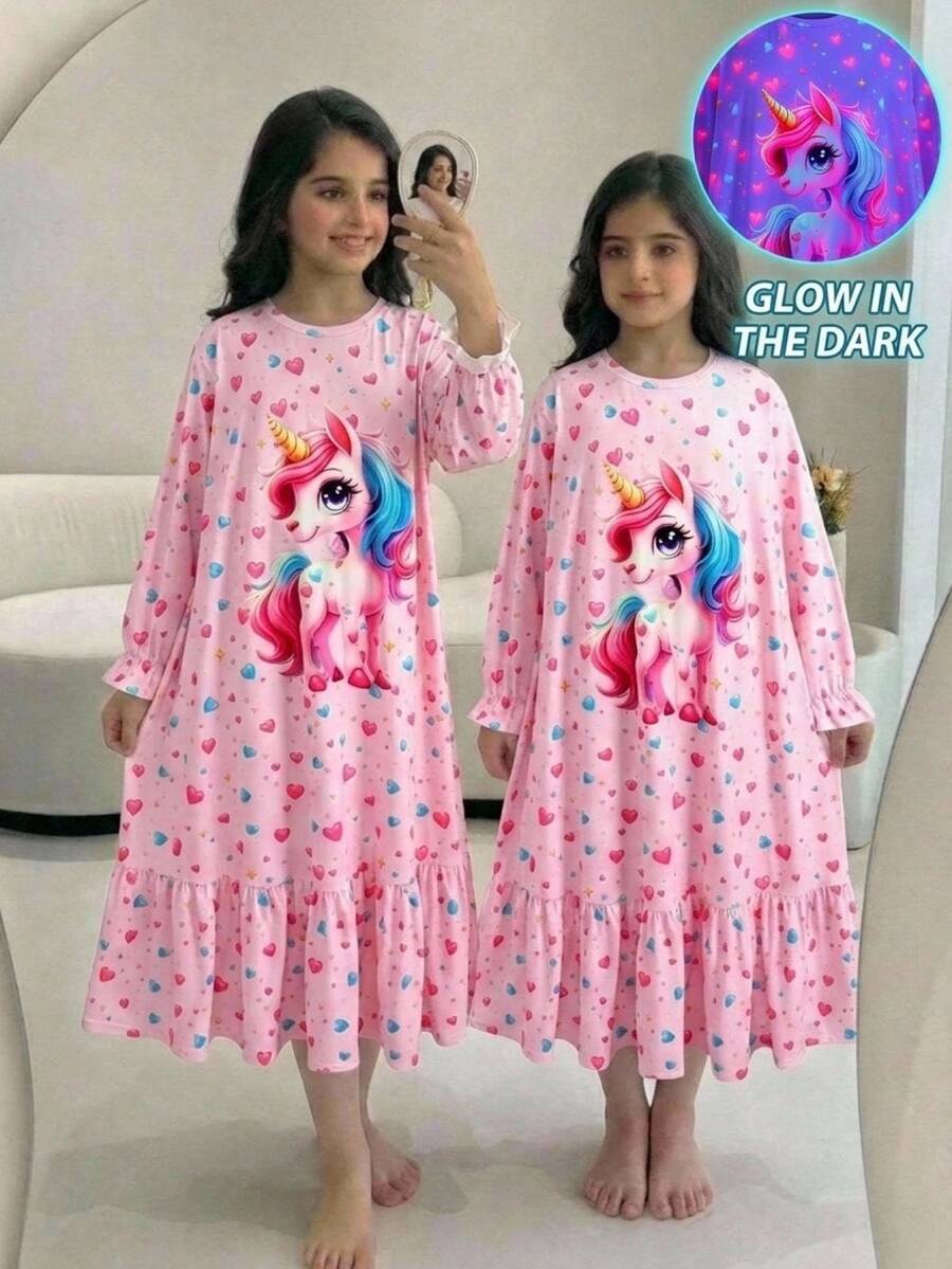 SHEIN 兒童青少年女孩秋冬甜美發光暗光卡通蝴蝶結愛心印花拼接荷葉邊長袖圓領套頭長洋裝居家服 粉色 - 粉色 - 查看 1