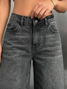 SHEIN شورتات جينز كاجوال بطول الركبة للنساء غسيل داكن مقاس صغير - أزرق داكن - مشاهدة 6