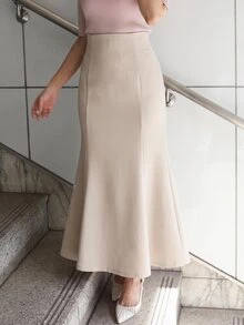 Bijouette Zan Sakura 櫻花季末班車限量版大尺碼杏色高腰綁帶美人魚裙，延續熱銷修身版型，後背交叉綁帶可調節設計，高腰貼身+喇叭美人魚剪裁，完美修飾臀部線條，遮肚顯腿瘦，適合梨形與蘋果身型，不勒身，5月初夏季垂墜抗皺面料，日系通勤、約會、旅遊、賞花、黃金週出遊氛圍，大尺碼女性專屬高級修身百搭裙 - 杏色 - 查看 10