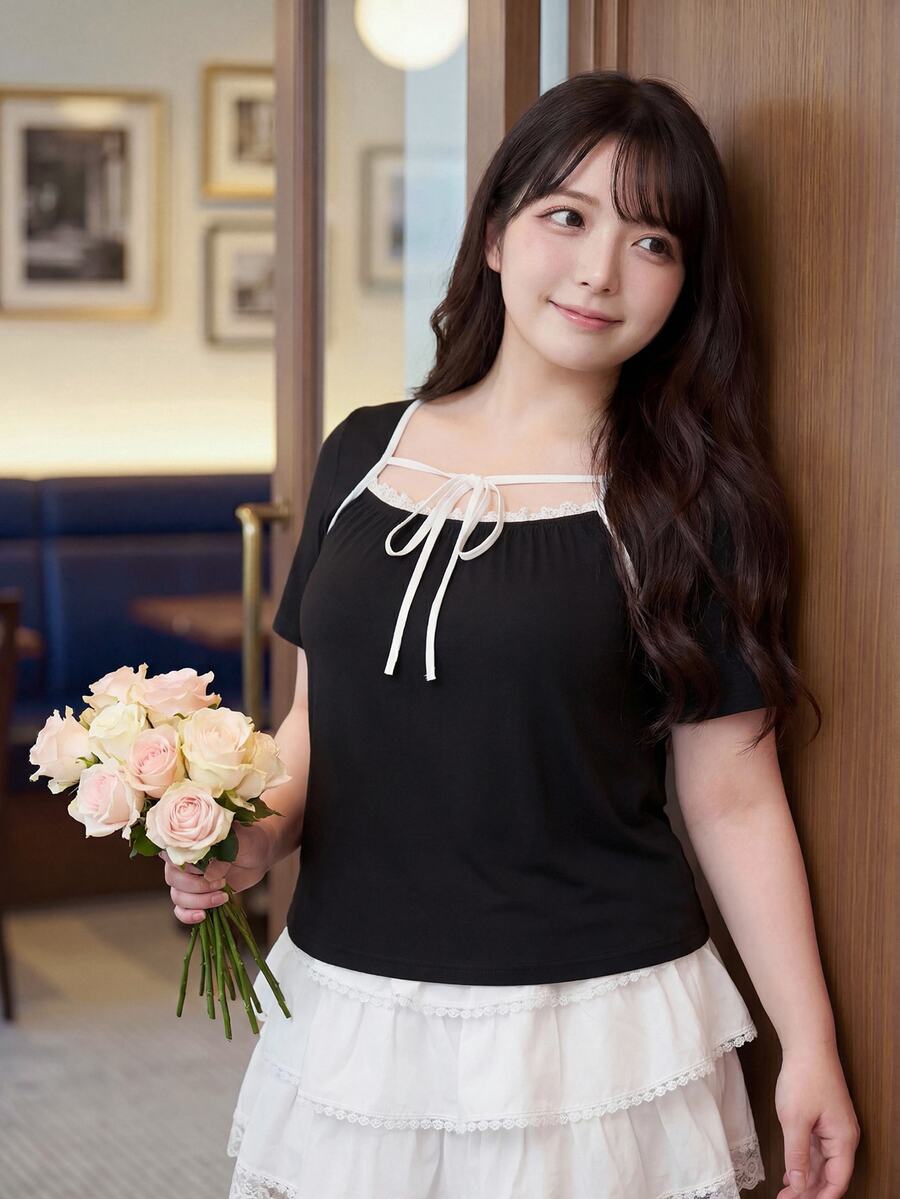 SHEIN Unity Crop Top Limited Edition Plus-Size Black And White Square Neck Tie-Waist Short-Sleeved T-Shirt For The End Of Cherry Blossom Season - Black and White - View 1