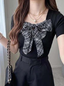 SHEIN Unity 大尺碼女款蝴蝶結裝飾休閒百搭日常出遊短袖T恤 - 黑色 - 查看 8