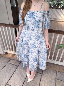 Bijouette Gaun A-Line Motif Bunga Berkerut untuk Wanita Ukuran Plus dengan Tali Bahu yang Dapat Diatur, Cocok untuk Kencan, Acara Malam, Pernikahan, Warna Biru dan Putih, Elegan untuk Musim Panas - Blue and White - View 4