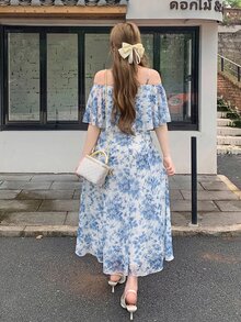 Bijouette Gaun A-Line Motif Bunga Berkerut untuk Wanita Ukuran Plus dengan Tali Bahu yang Dapat Diatur, Cocok untuk Kencan, Acara Malam, Pernikahan, Warna Biru dan Putih, Elegan untuk Musim Panas - Blue and White - View 2