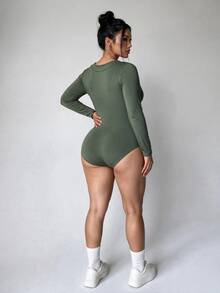Velisys Velisys بدلة نسائية مقاس كبير لون موحد كاجوال يومي للسفر والرياضة - أبيض وأسود - مشاهدة 3