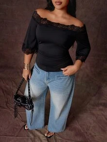 Rustia Kaos Ukuran Besar Warna Polos Seksi Model Off-Shoulder dengan Patchwork Renda dan Pinggang Berkerut, Lengan Lonceng 3/4 - Hitam - View 6