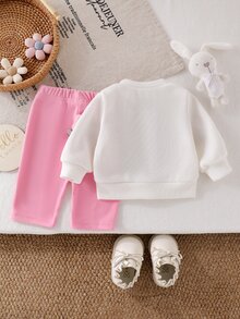 SHEIN Playful Pals 新生兒休閒可愛浪漫風秋冬針織蝴蝶結開襟針織衫與極簡純色長褲套裝，初秋款 3D 花卉開襟毛衣 - 白色 - 查看 3