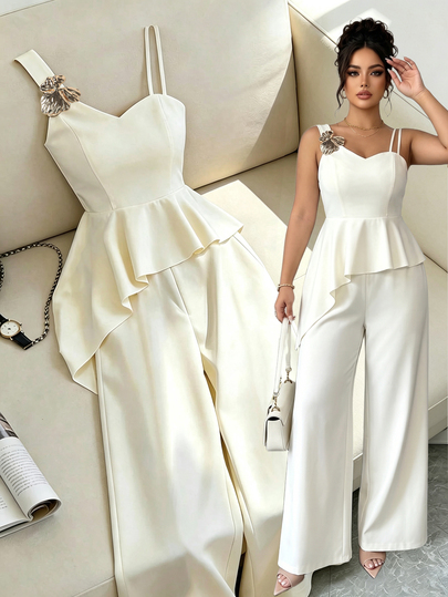GlowEve CURVE Plus-Size Women's Casual Matching Set Featuring A Metal-Accented Top And Wide-Leg Trousers-Perfect For A Summer Vacation Outfit.