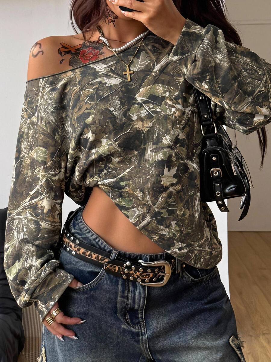 Coolane Camiseta casual de manga larga con cuello asimétrico y estampado de ramas para mujer talla grande, estilo streetwear elegante para uso diario y salidas en otoño e invierno - Multicolor - Ver 1