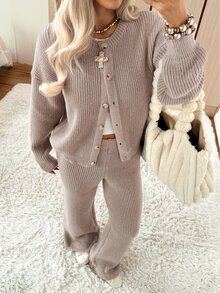 SHEIN EZwear 極簡時尚圓領直筒褲針織毛衣套裝 - 卡其色 - 查看 6
