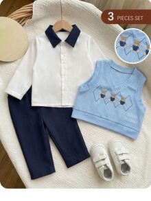 SHEIN 新生兒男嬰休閒可愛百搭學院風對比色翻領長袖鈕扣白色襯衫＋紋理可愛熊印花背心＋百搭直筒長褲 3件套，適合冬季 - 藍白色 - 查看 3