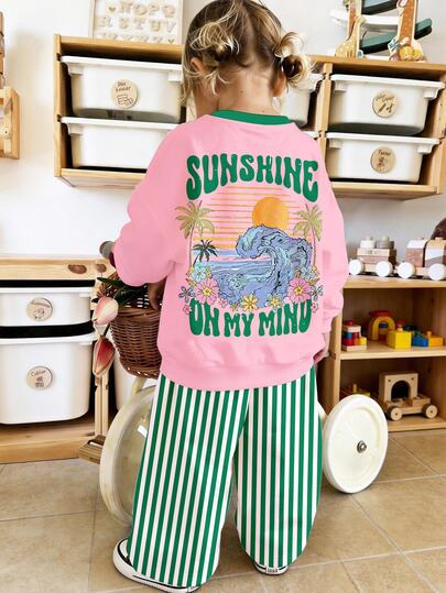 The HAPPY LOOK Vintage Fashion Cute Beach Style Vacation Print, Pink + Green & White Contrast Striped, Best Friend Outfit, Ins Style, Young Girl Casual Loose Drop Shoulder Long Sleeve Sweatshirt & Pleated Wide Leg Sweatpants Set, Street Retro Style, Easy & Comfortable, Children's Autumn Layering, Y2K, Sportswear, Outing, Street Photography, Campus