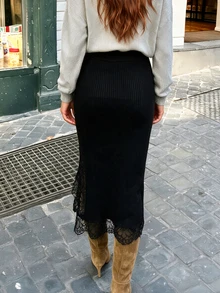 SHEIN Contrast Lace Split Thigh Knit Skirt - Black - View 2