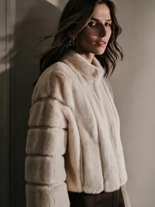 MOTF PREMIUM AUTUMN/WINTER FAUX FUR SHORT JACKET FOR WOMEN - Apricot - View 2