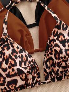 SHEIN Swim Curve 3件套加大码女士泳衣上装，黑白豹纹印花，可调节细肩带，简约日常比基尼上装 - 棕色 - 查看 3