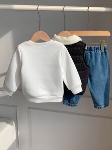 SHEIN 3件組男嬰秋冬黑色棉質加厚背心外套、白色運動衫、藍色牛仔長褲，嬰兒外套套裝，秋冬套裝 - 彩色 - 查看 3