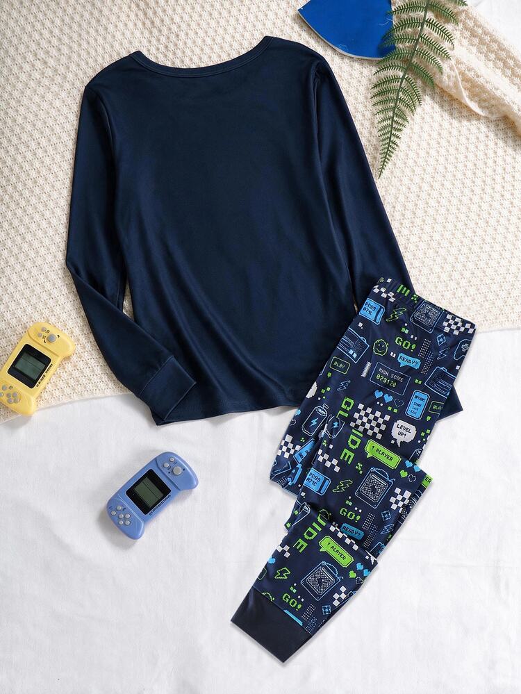 SHEIN Tween Boy Vintage Game Pixel Print 2-Piece Pajama Set, Round Neck Long Sleeve Top With All-Over Print Jogger Pants, Elastic Skin-Friendly Fabric, Gaming Graphic Design, Comfortable Home Sleepwear And Casual Outfit Set - Blue - View 3