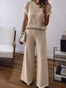 Elouméa 秋季溫柔優雅3D花卉裝飾扭繩線條女款毛衣2件套 花卉針織衫卡其色套裝 適合正式早午餐休閒法式針織 - 杏色 - 查看 8