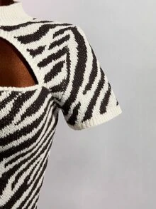 Mistrie American Retro Zebra Stripe Ribbed Knit Short Sleeve New Chinese Style Frog Button Halter Neck Hollow Out Multi-Tie Fitted Cropped Top - Beige - View 6