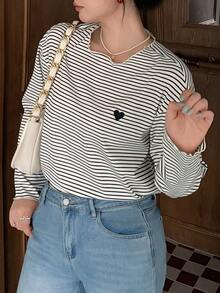 Dazy Plus Wavy Frill Trim Striped Loose Contrast Color Edge Long Sleeve T-Shirt, Spring/Autumn New Casual Top - Black and White - View 1