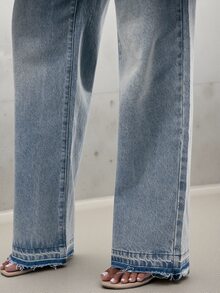 Denimoi Celana Jeans Denim Wanita Kasual Serbaguna untuk Perjalanan Sehari-hari dengan Saku dan Kancing - Light Wash - View 2